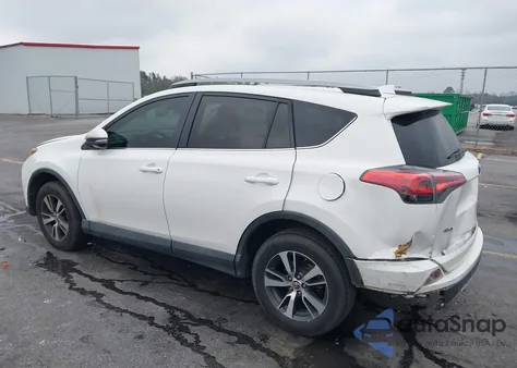 2017 Toyota Rav4 Xle z USA, uszkodzony, nr VIN 2T3WFREV5HW404324